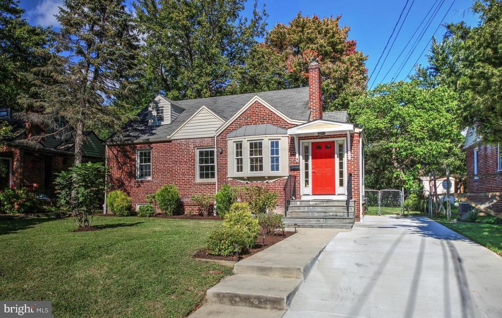 617 RAY DRIVE