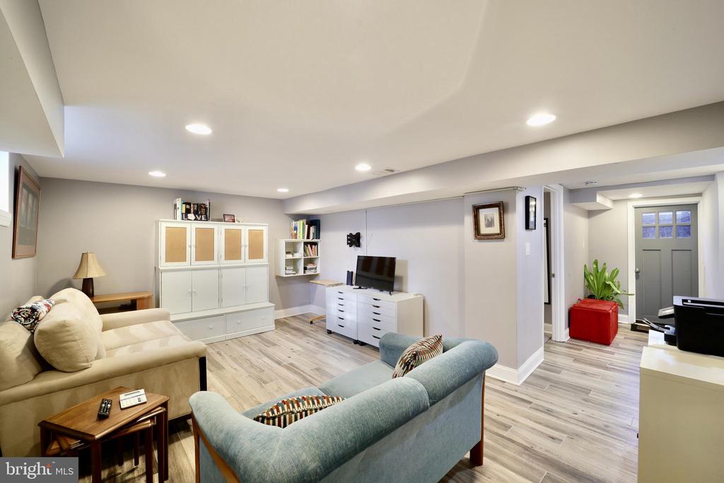 617 RAY DRIVE