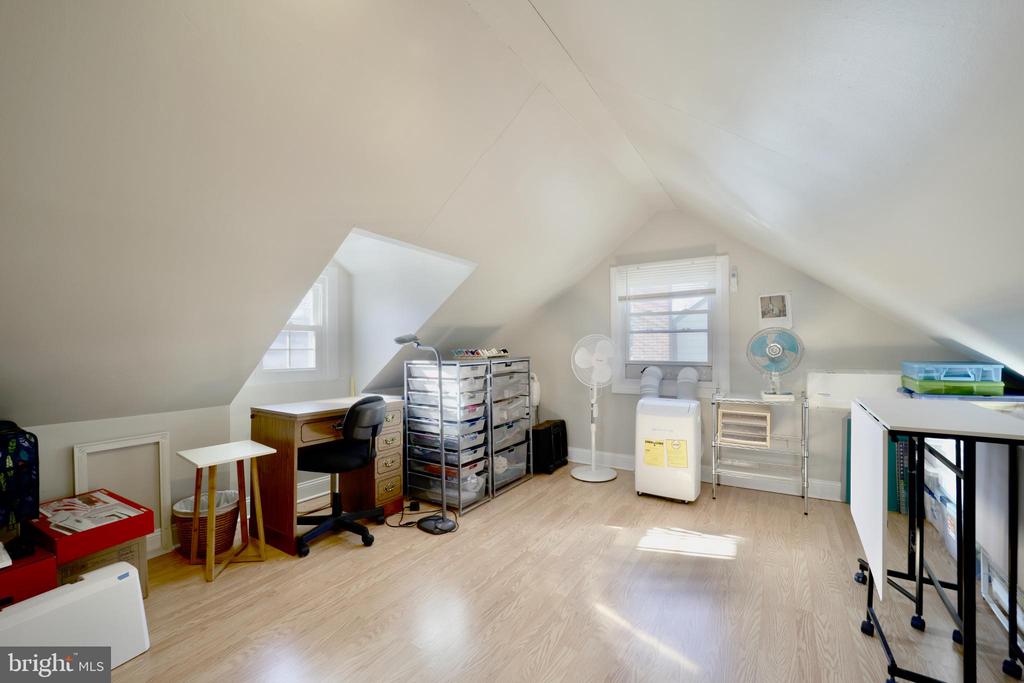 617 RAY DRIVE