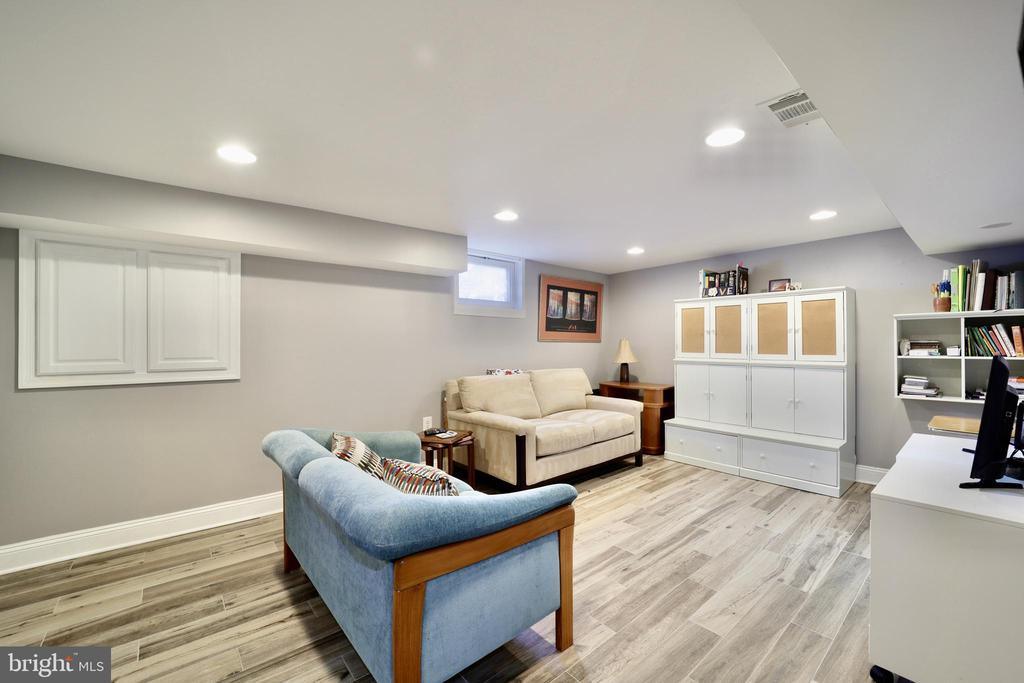 617 RAY DRIVE