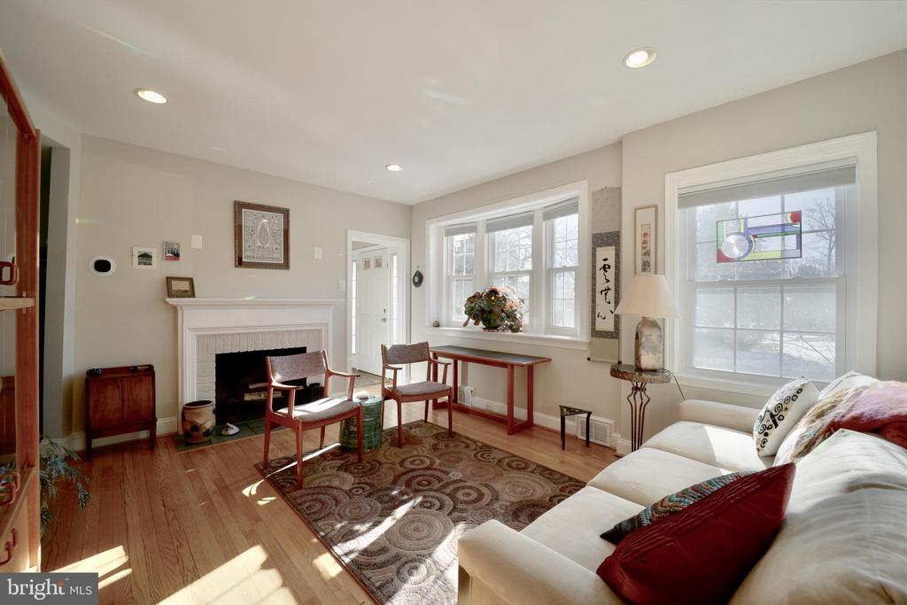 617 RAY DRIVE