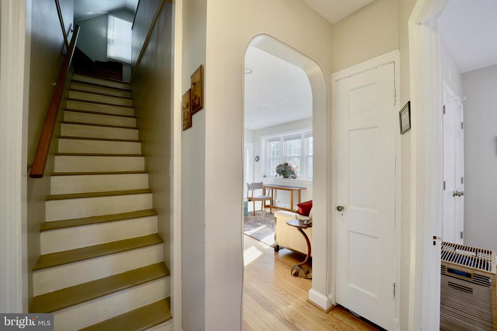 617 RAY DRIVE