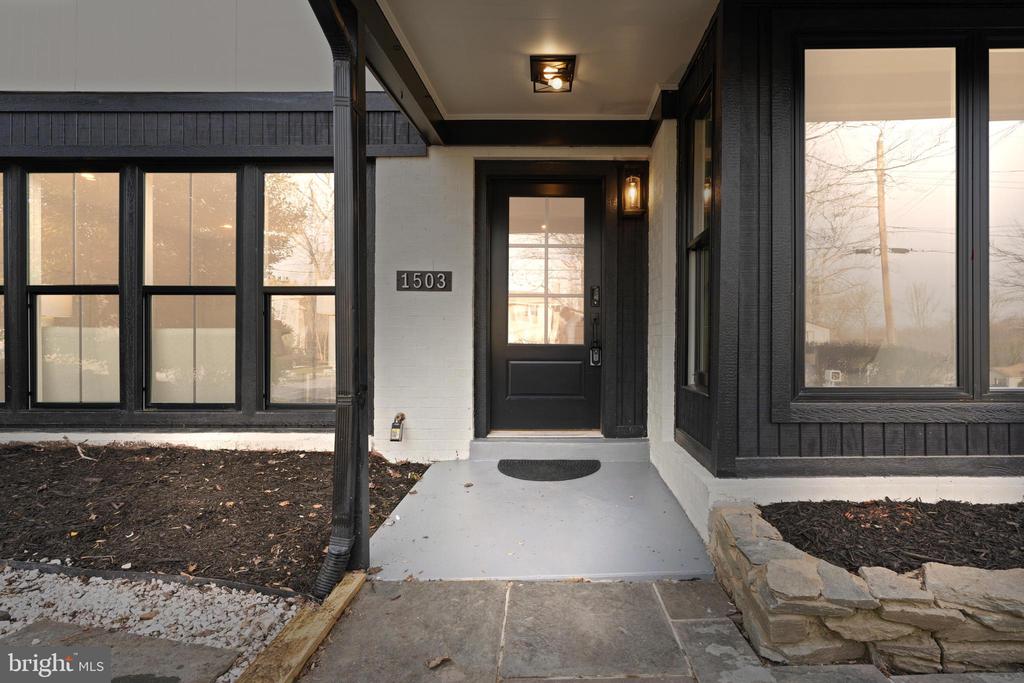 1503 CRESTLINE ROAD