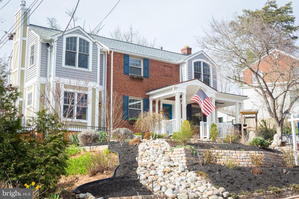 1213 FOREST GLEN ROAD