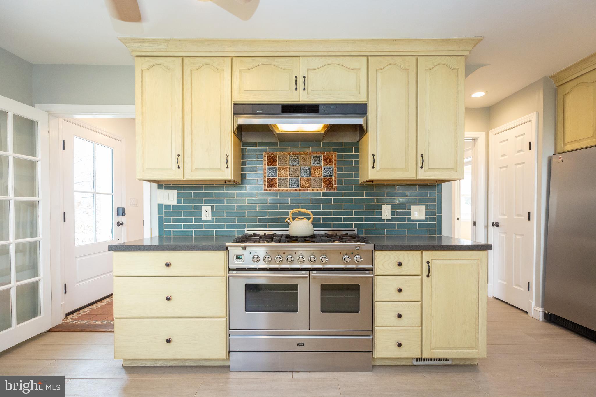 1213 FOREST GLEN ROAD