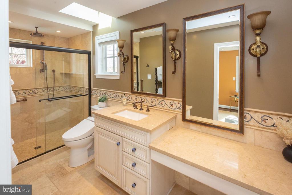 1213 FOREST GLEN ROAD