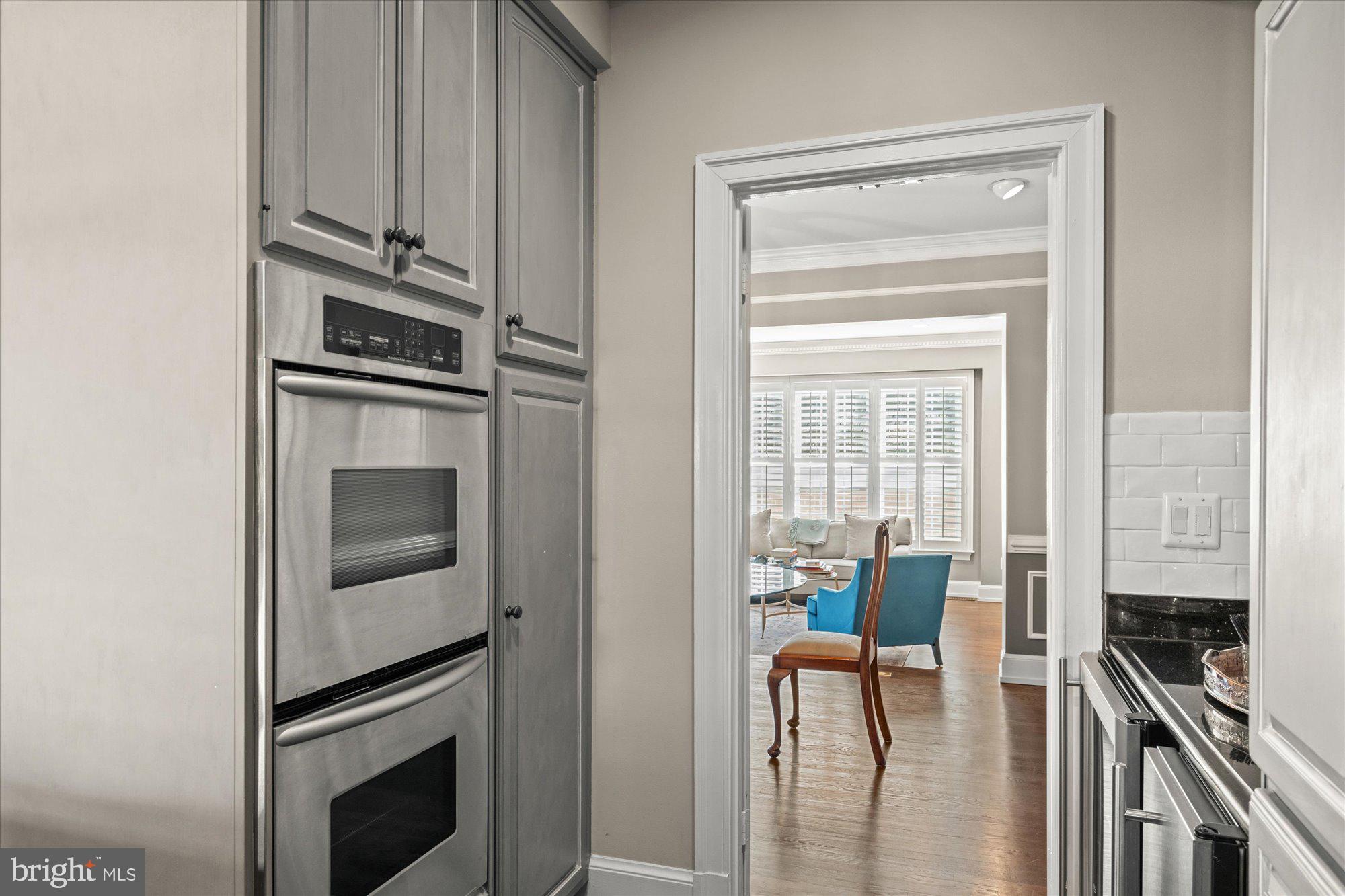 9421 TURNBERRY DRIVE