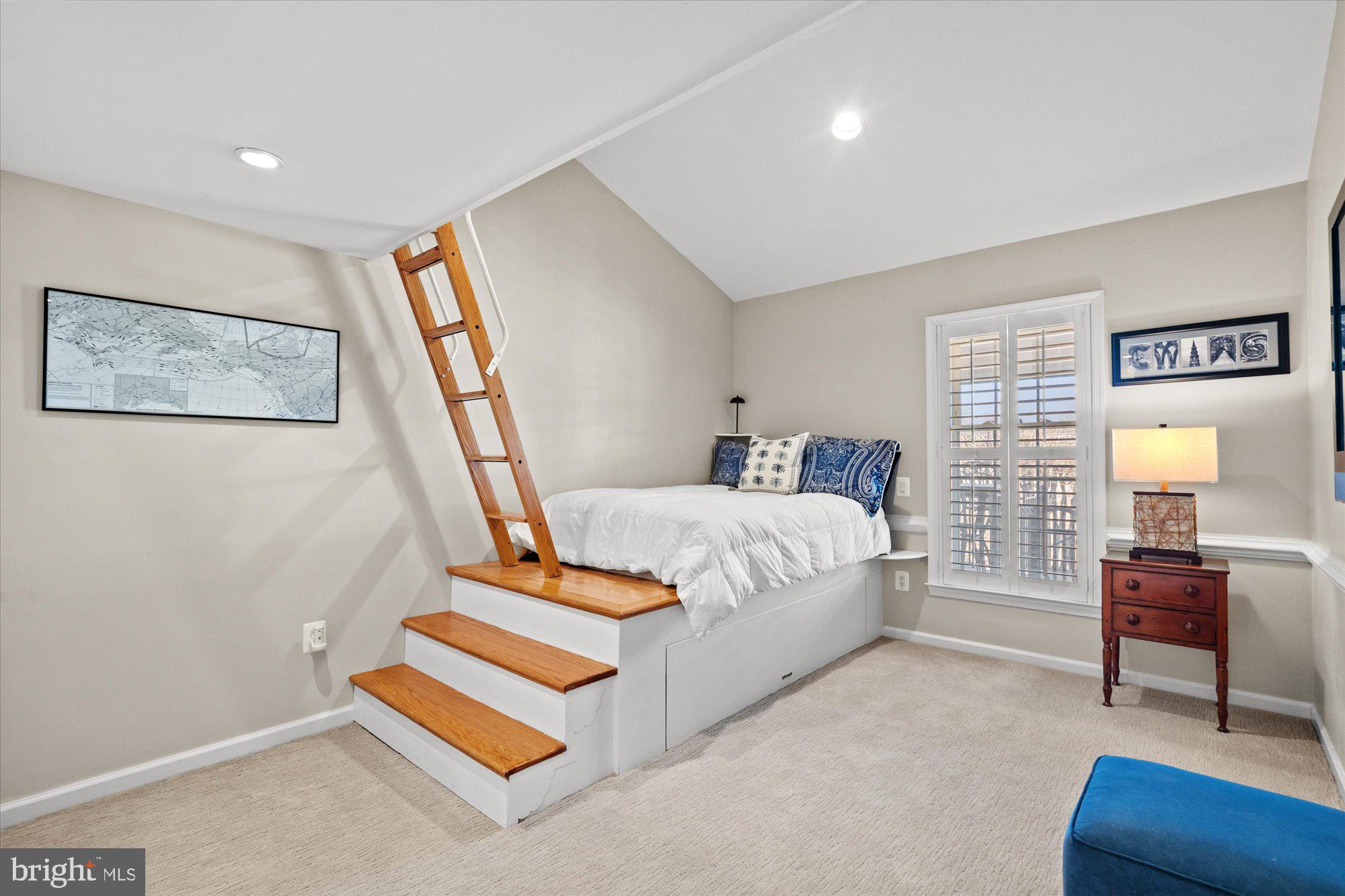 9421 TURNBERRY DRIVE