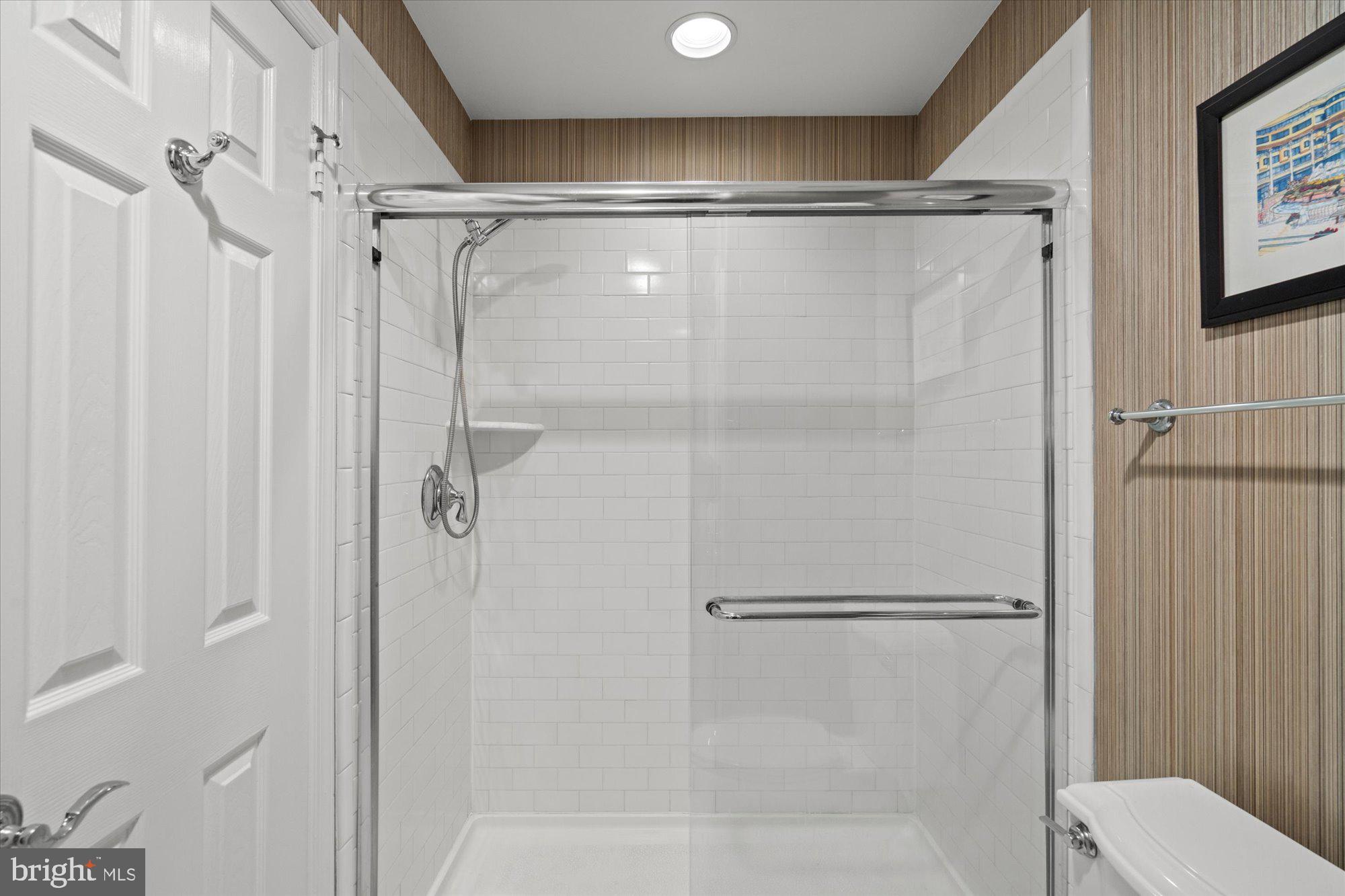 9421 TURNBERRY DRIVE