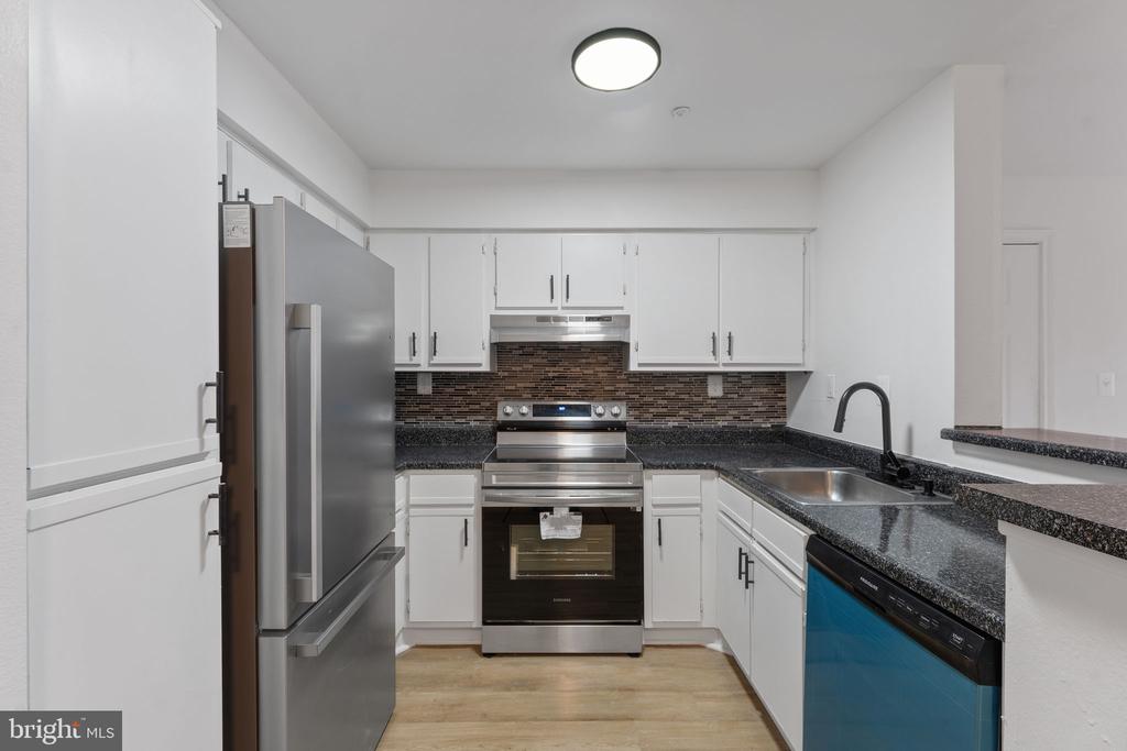 18502 BOYSENBERRY DRIVE 155-73