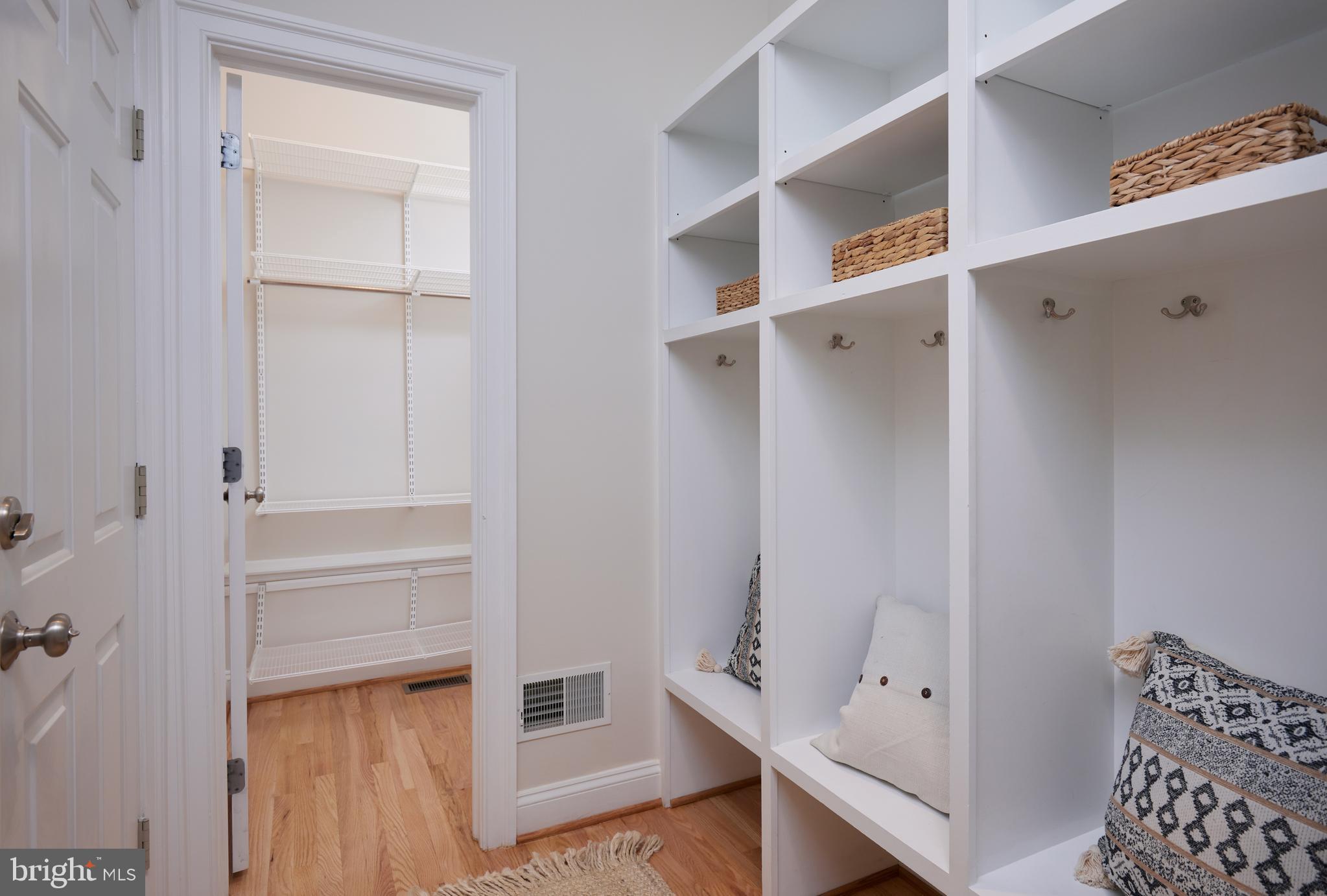 3316 SHEPHERD STREET