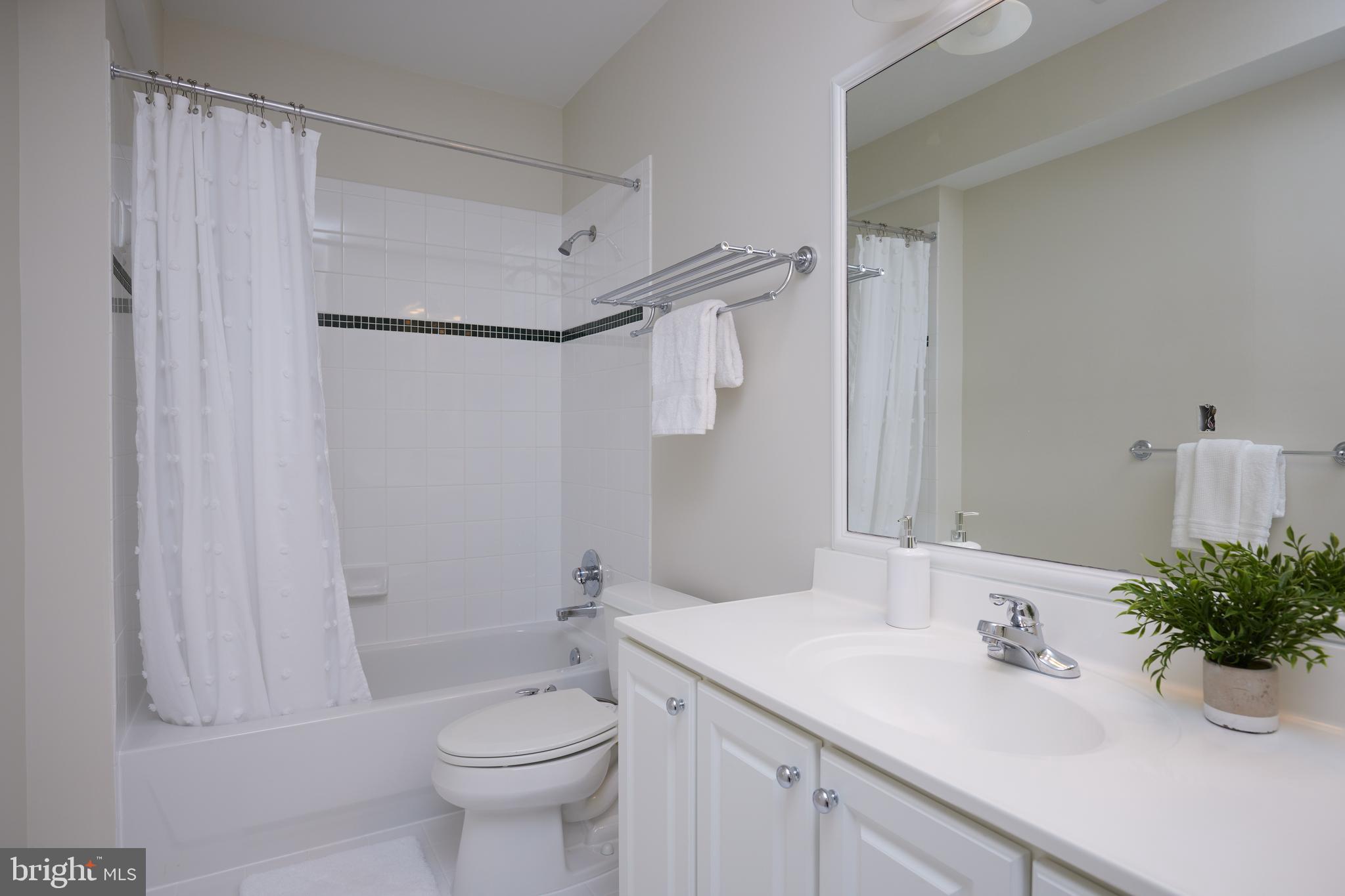 3316 SHEPHERD STREET