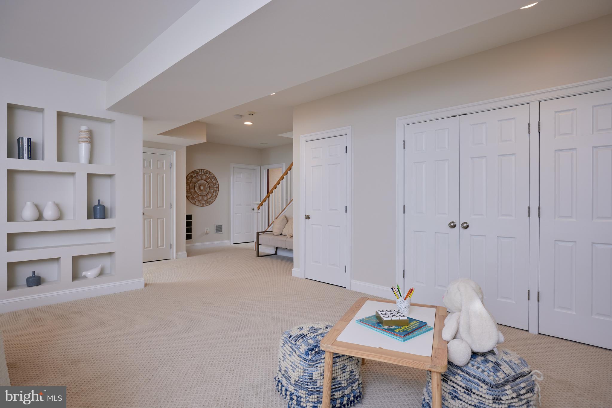 3316 SHEPHERD STREET