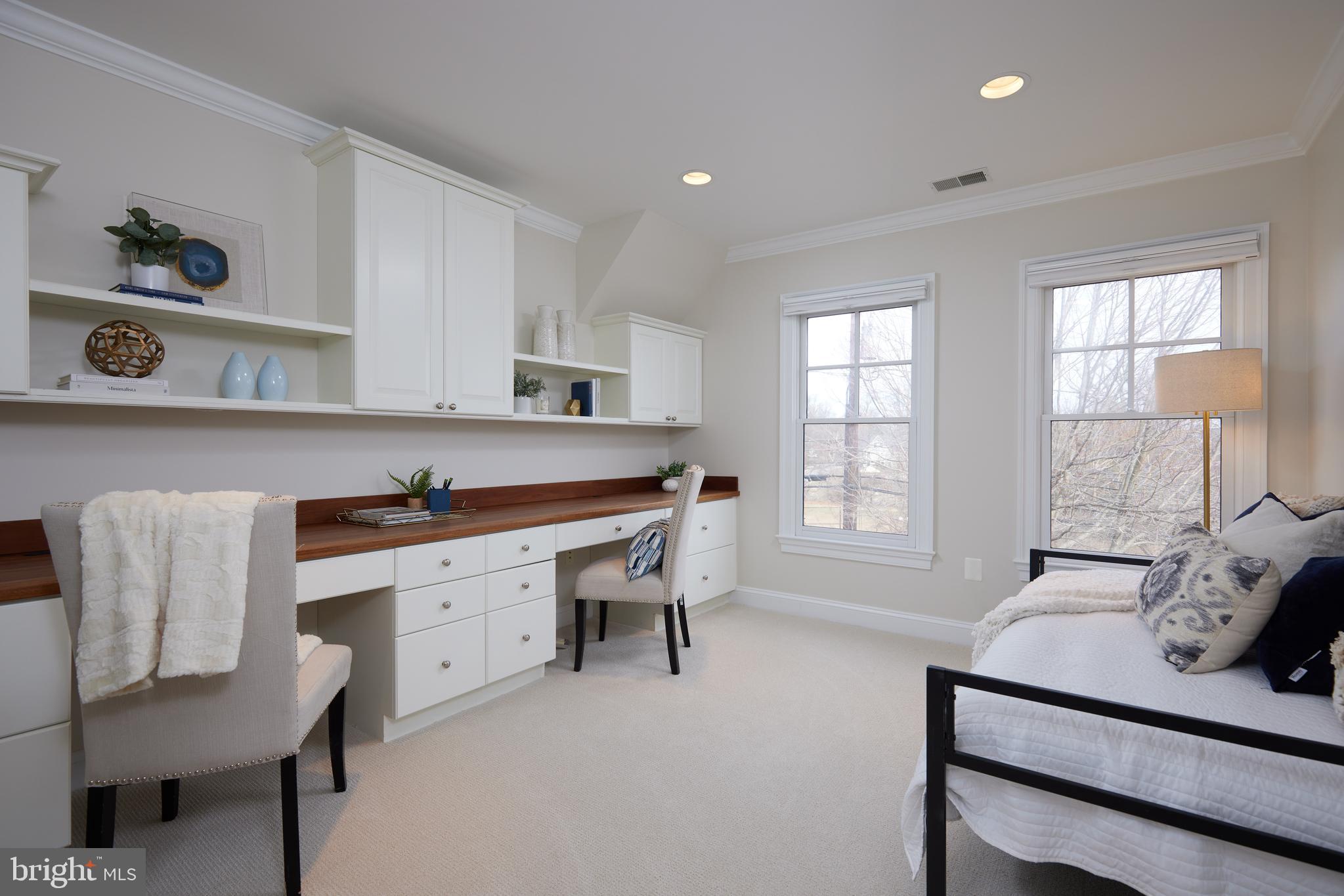 3316 SHEPHERD STREET