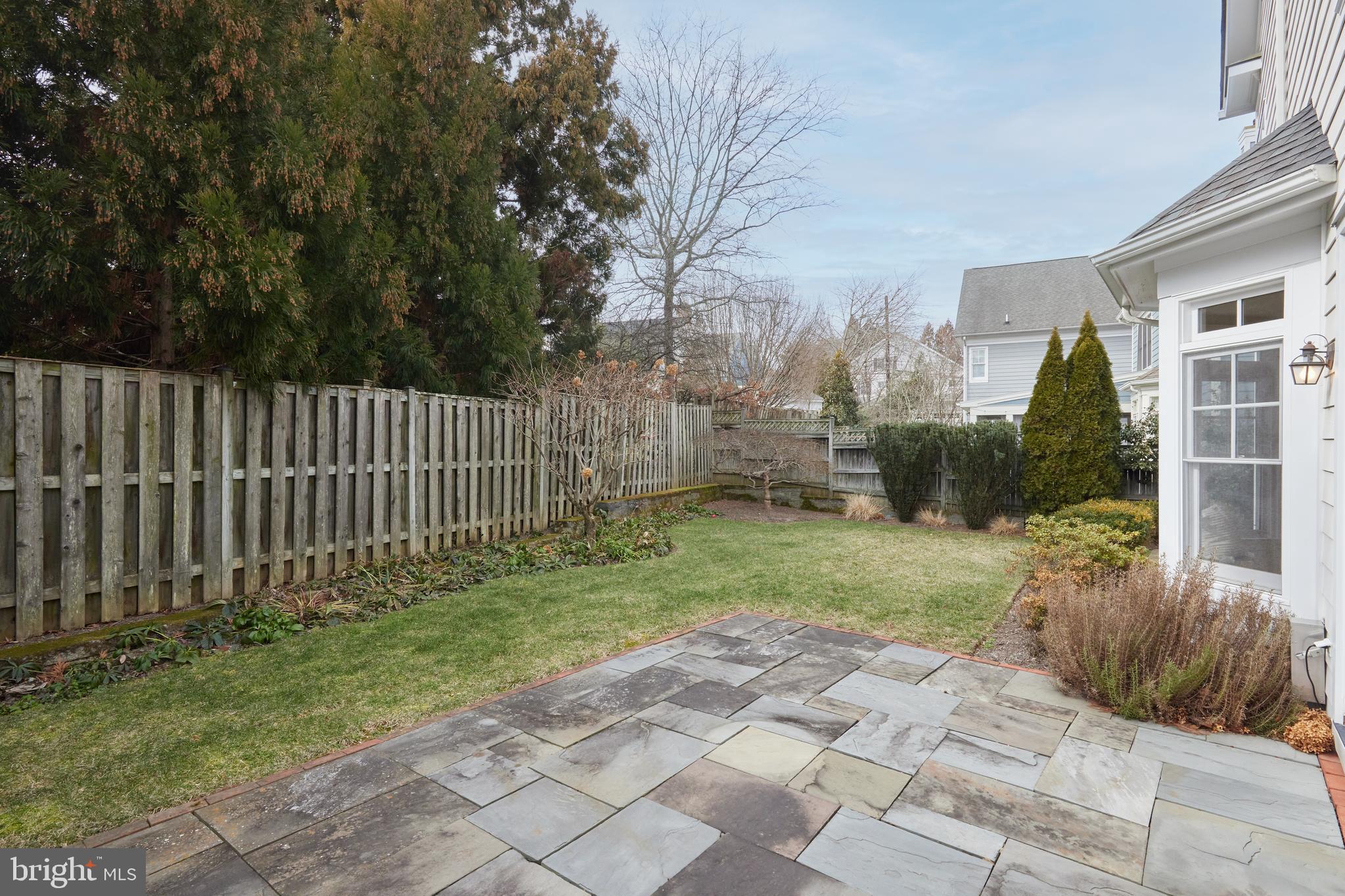 3316 SHEPHERD STREET