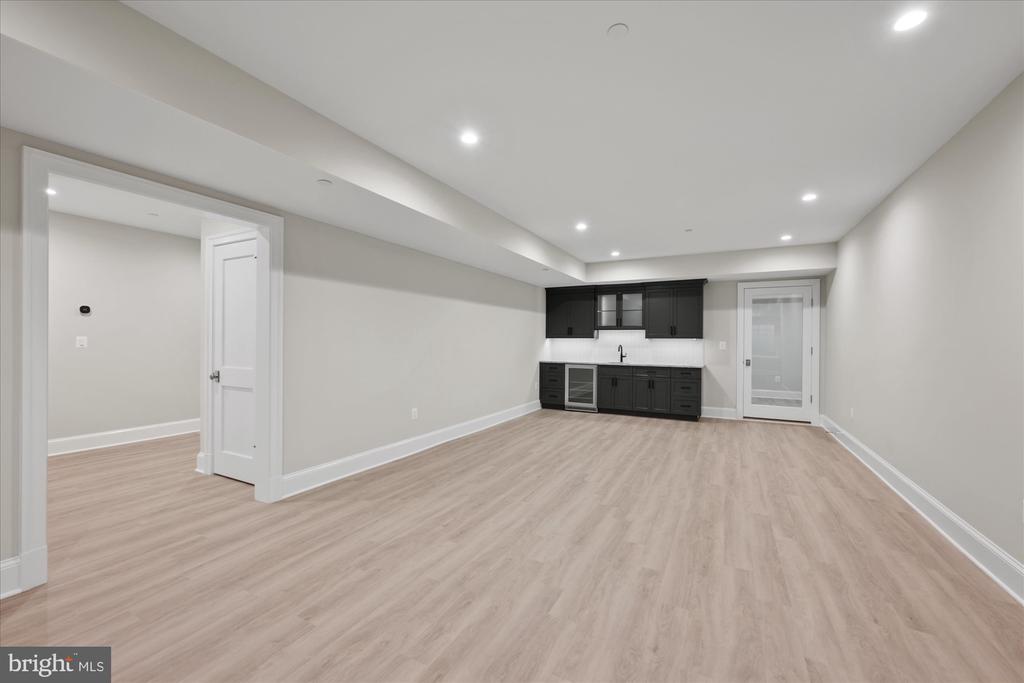 5408 MOORLAND LANE