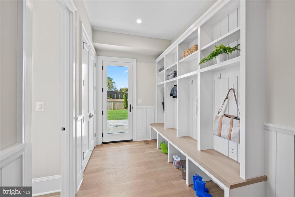 5408 MOORLAND LANE