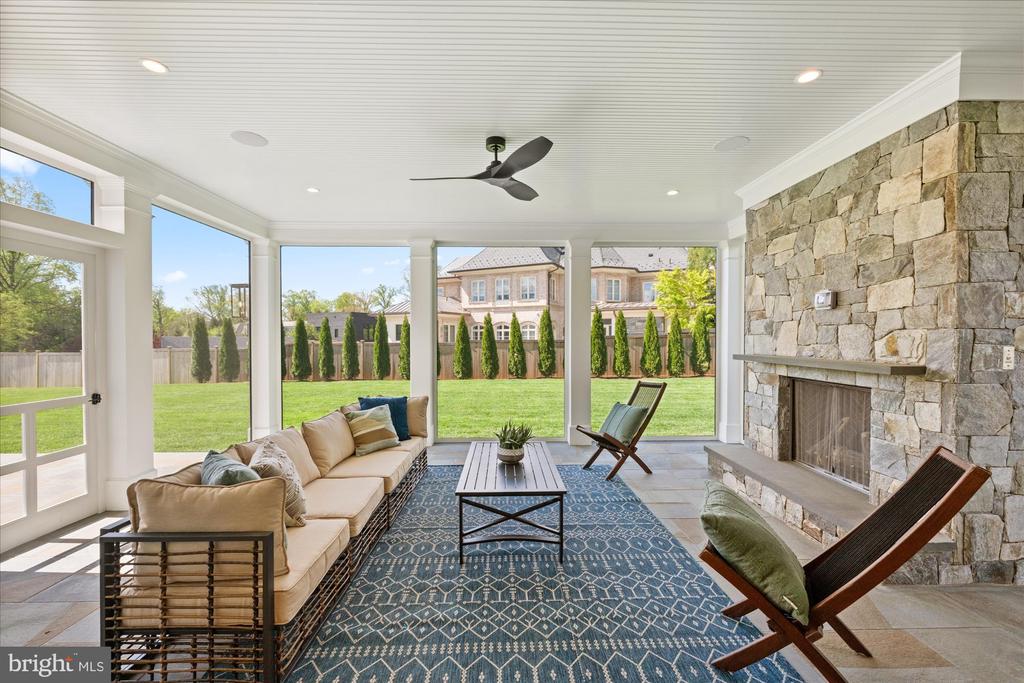 5408 MOORLAND LANE