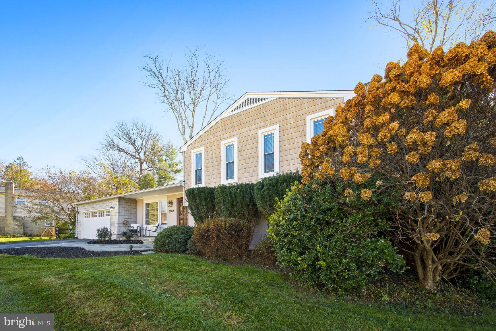 3104 VANDEVER STREET