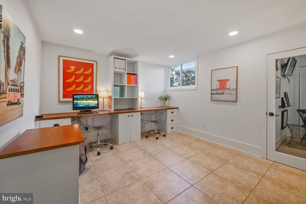 6211 POE ROAD