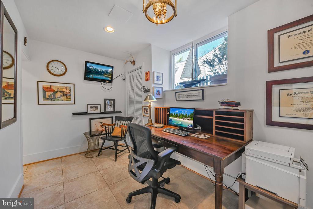 6211 POE ROAD