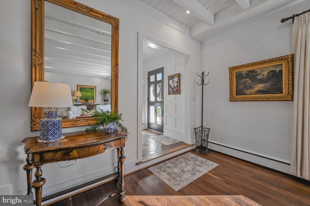 6211 POE ROAD