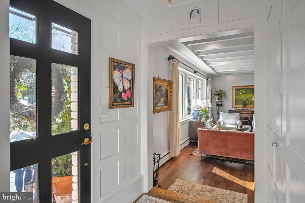 6211 POE ROAD