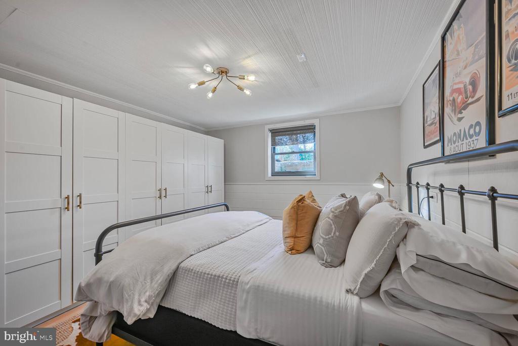 6211 POE ROAD