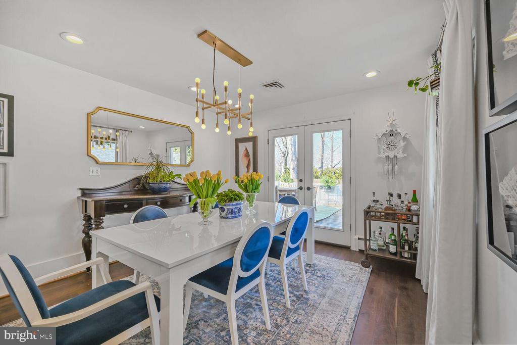 6211 POE ROAD