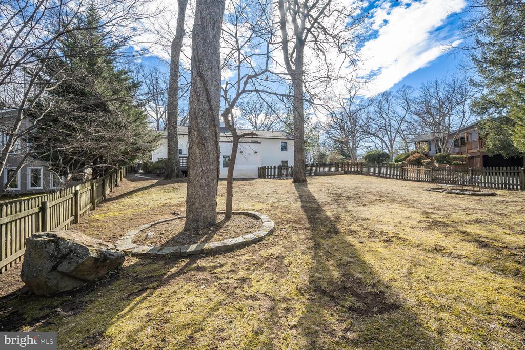 6211 POE ROAD