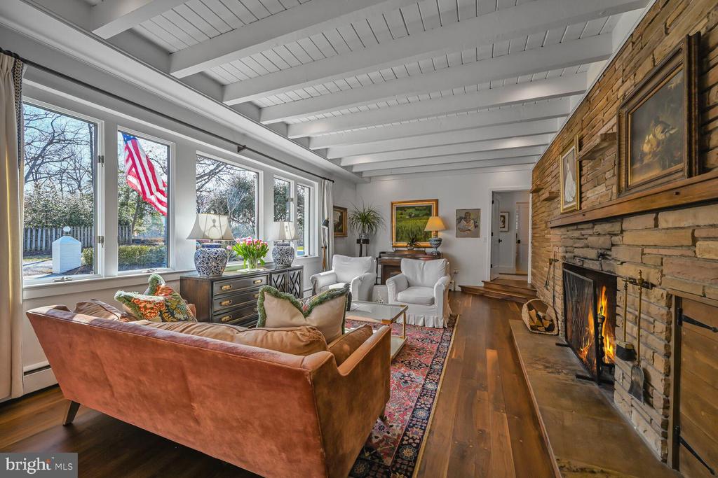 6211 POE ROAD