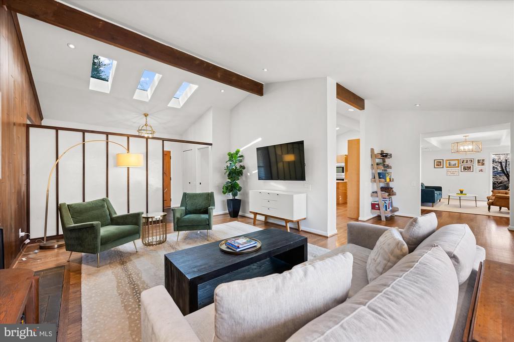 8305 LORING DRIVE