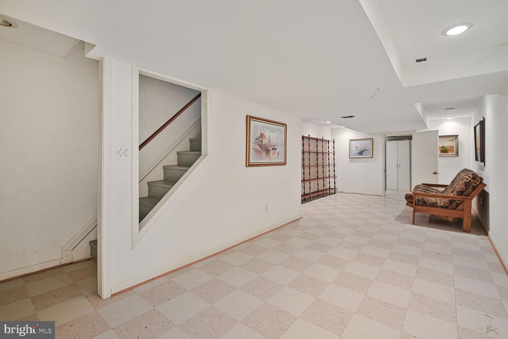 8908 FALLS CHAPEL WAY