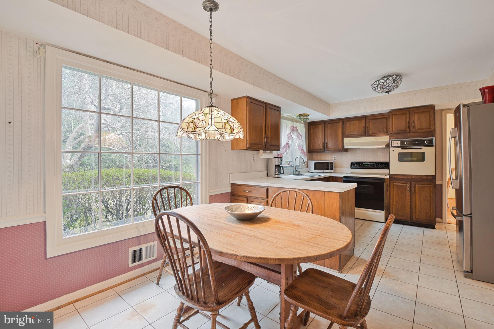 8908 FALLS CHAPEL WAY