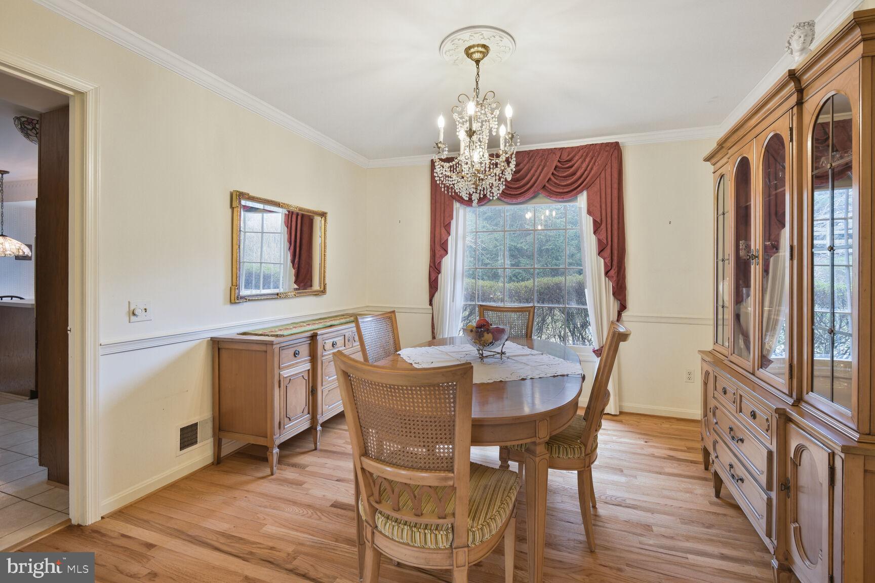 8908 FALLS CHAPEL WAY