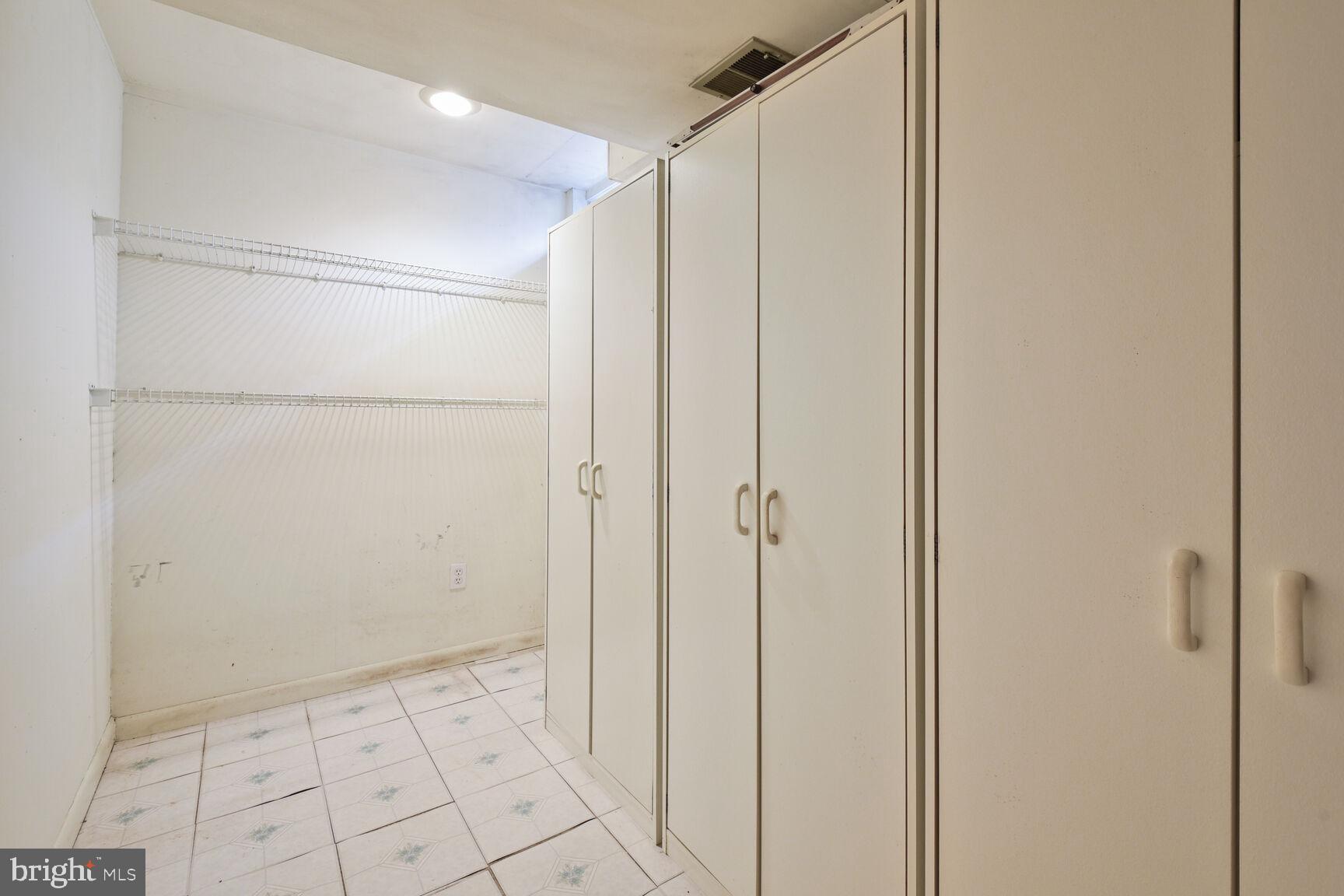 8908 FALLS CHAPEL WAY