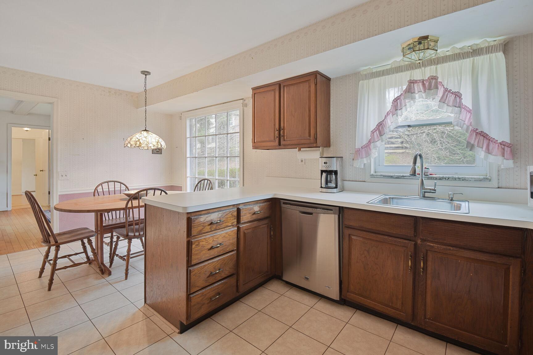 8908 FALLS CHAPEL WAY