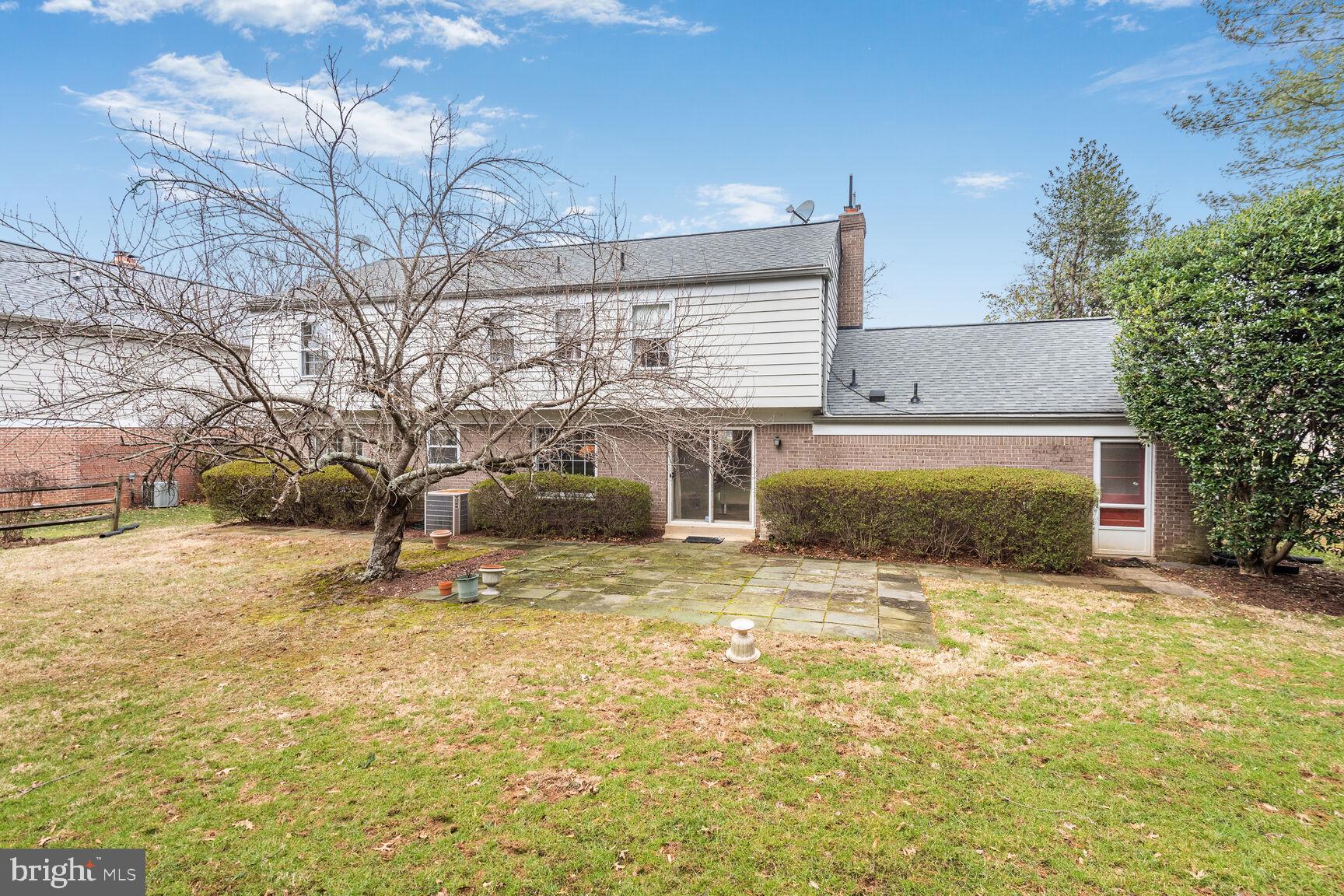 8908 FALLS CHAPEL WAY