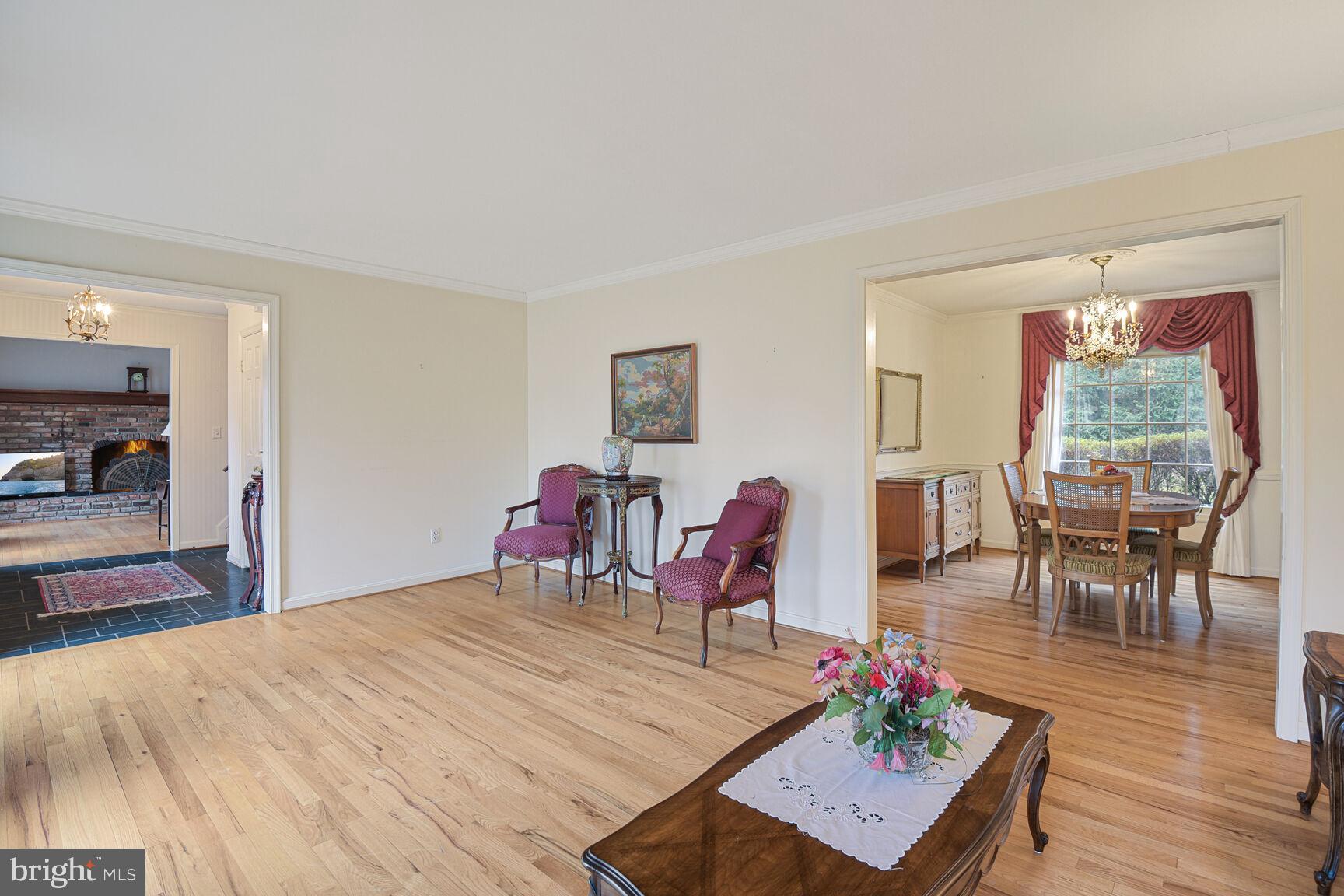 8908 FALLS CHAPEL WAY