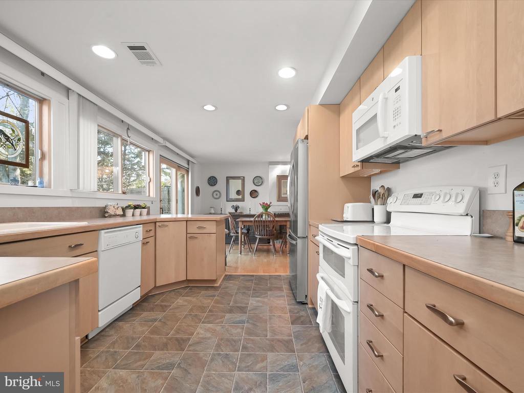 11605 HAPPY CHOICE LANE