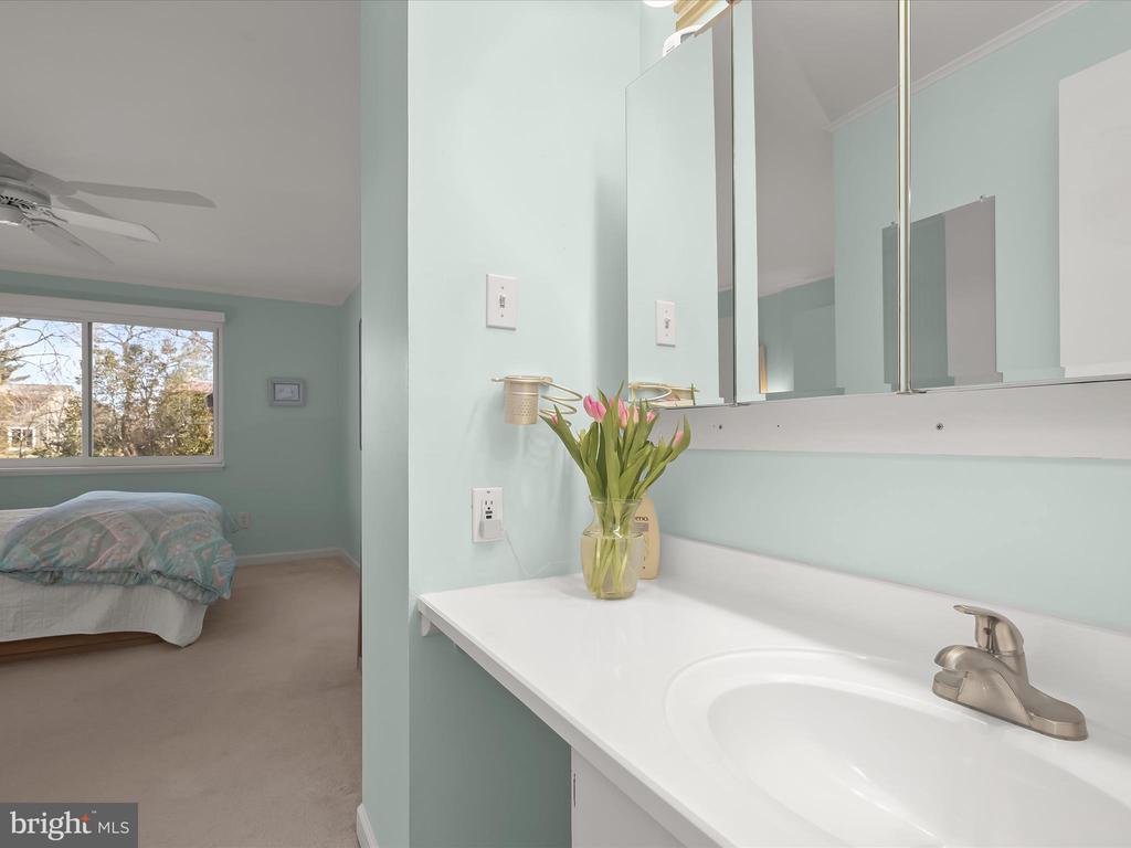 11605 HAPPY CHOICE LANE