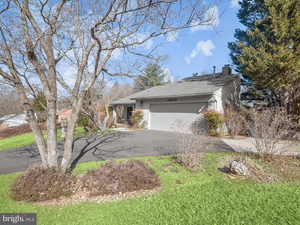 11605 HAPPY CHOICE LANE