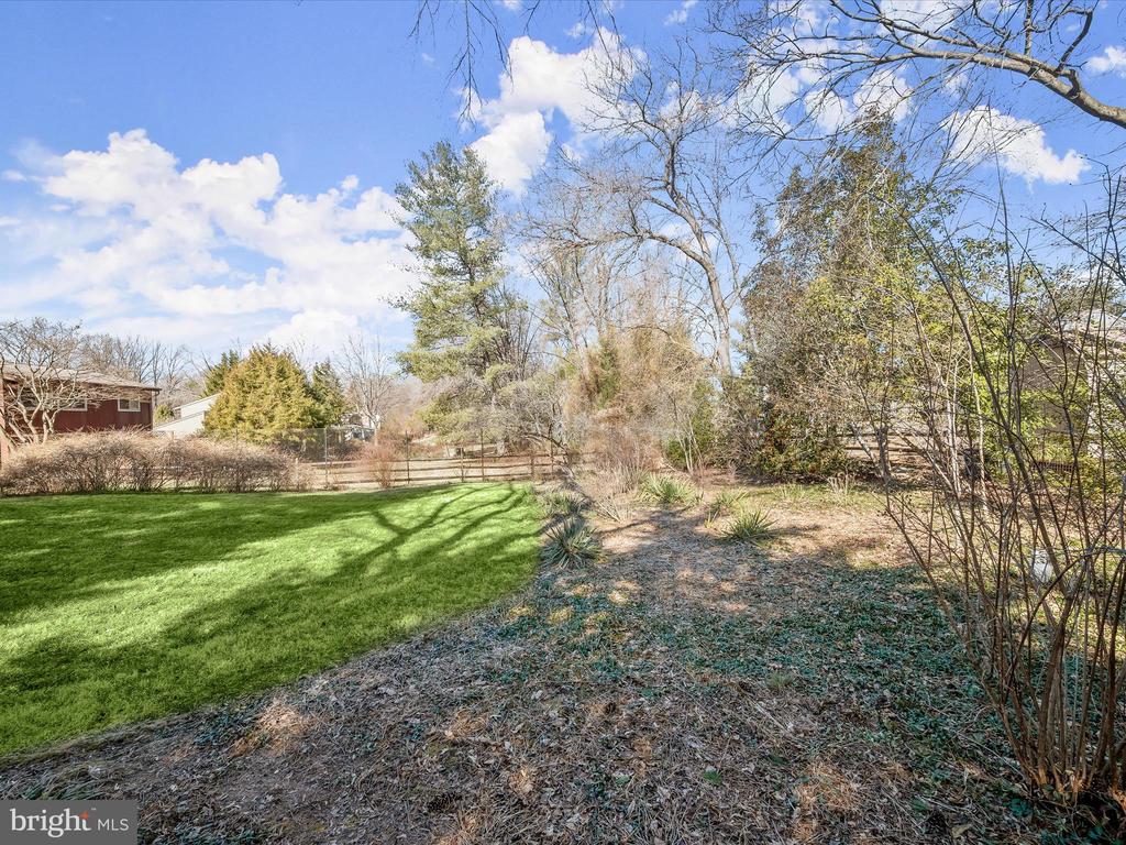 11605 HAPPY CHOICE LANE