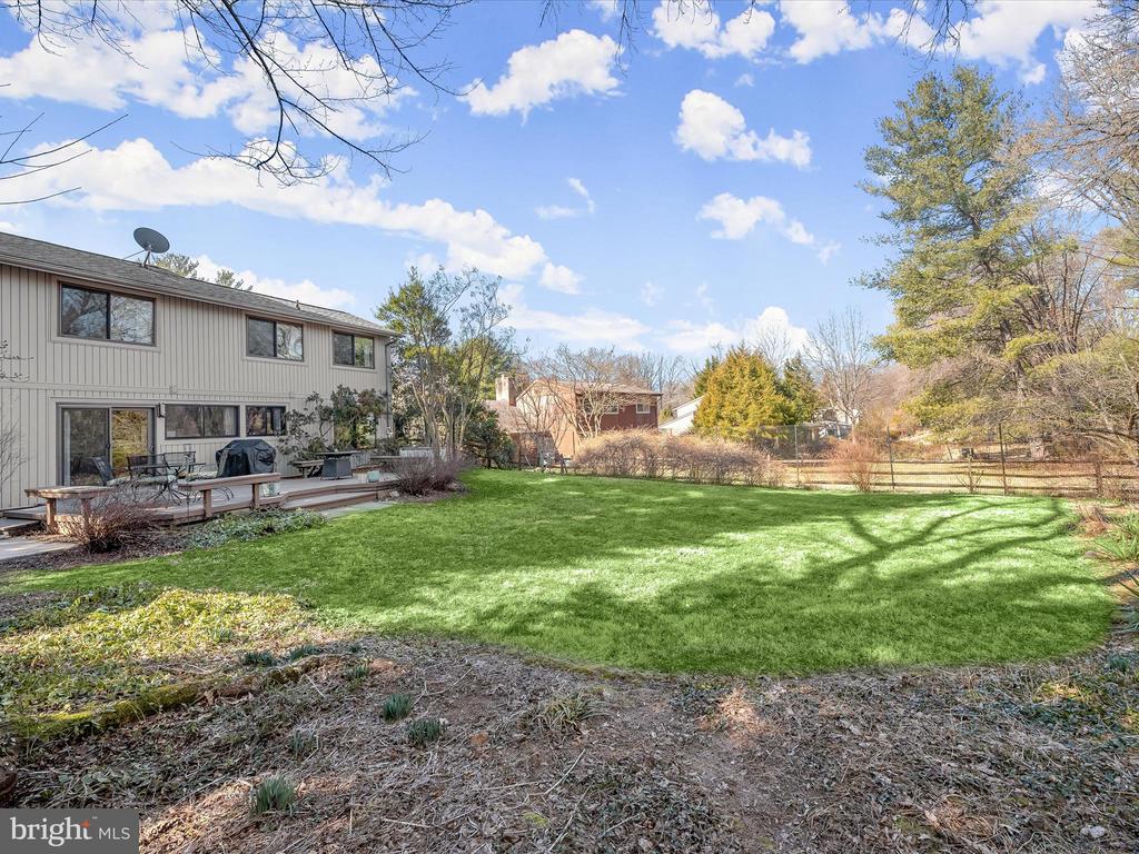 11605 HAPPY CHOICE LANE