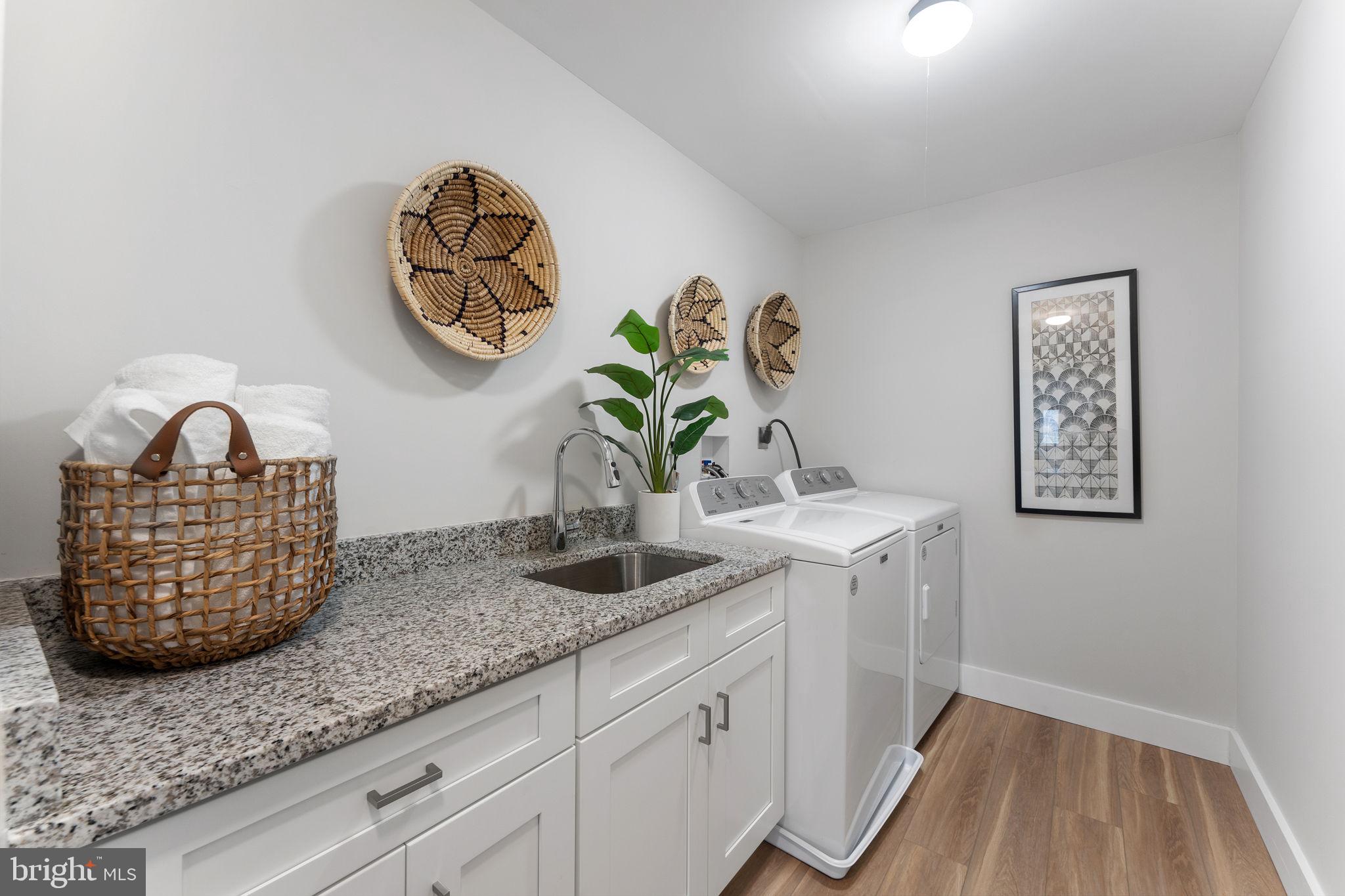 10601 GREENACRES DRIVE