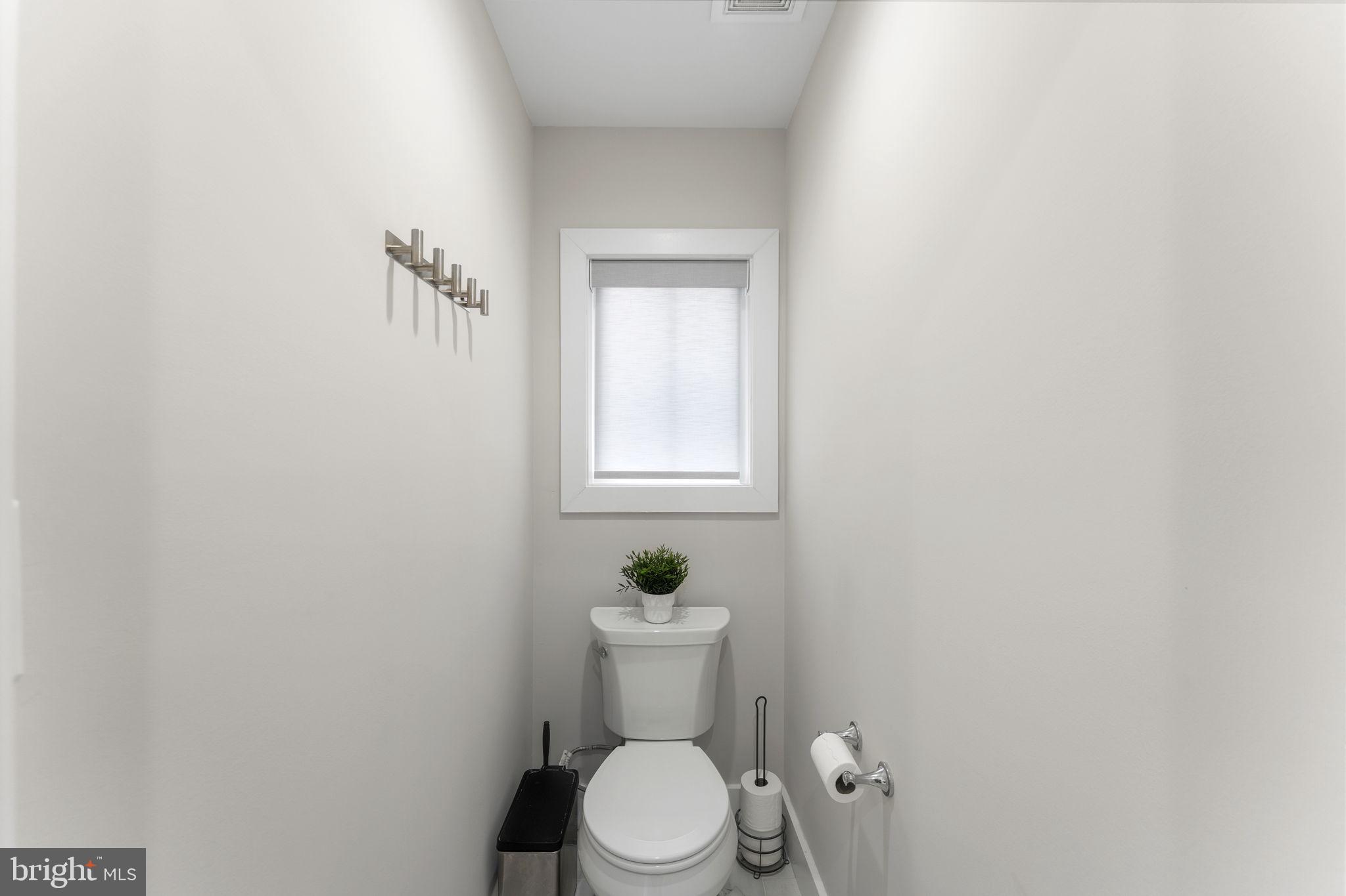 10601 GREENACRES DRIVE