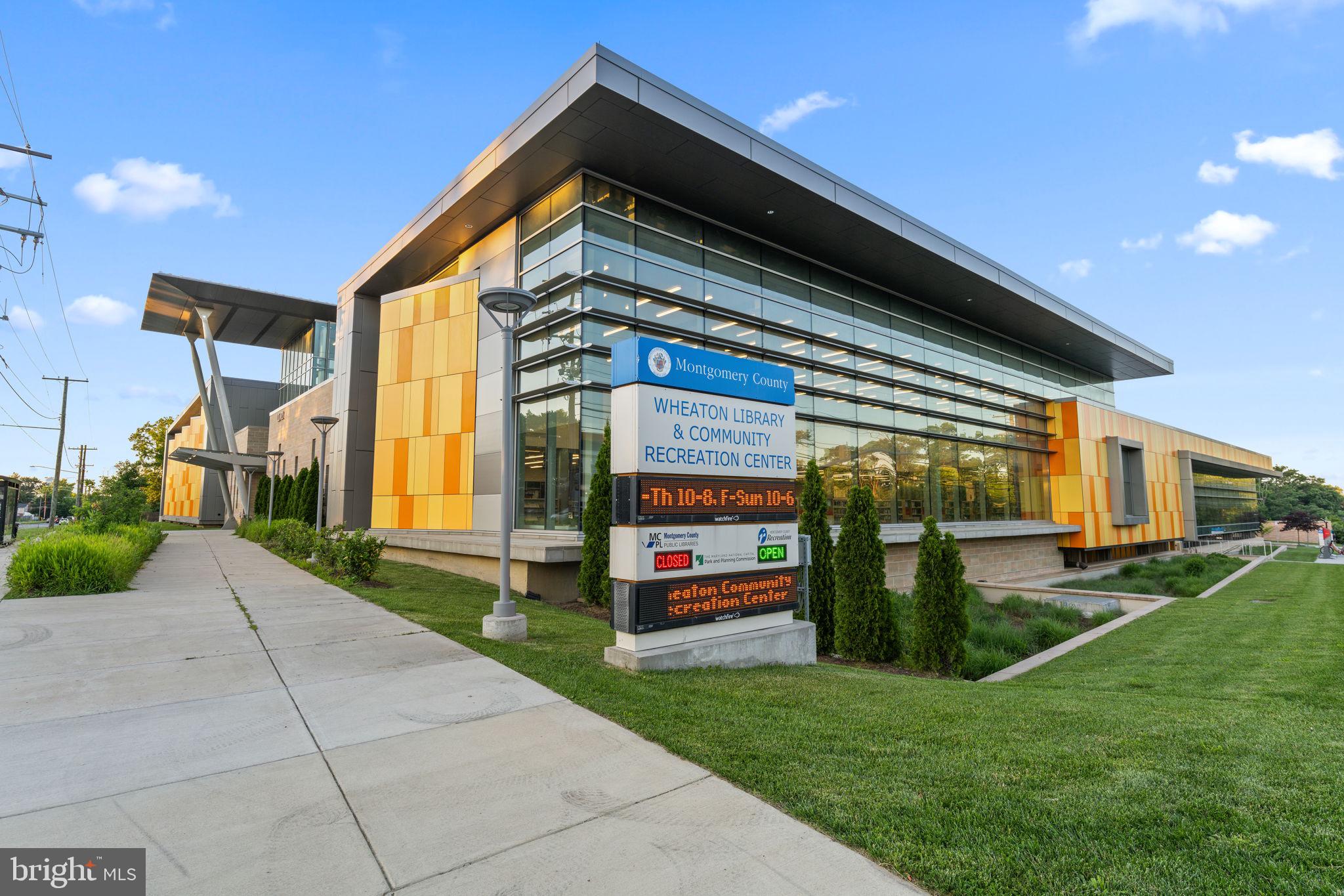 10601 GREENACRES DRIVE