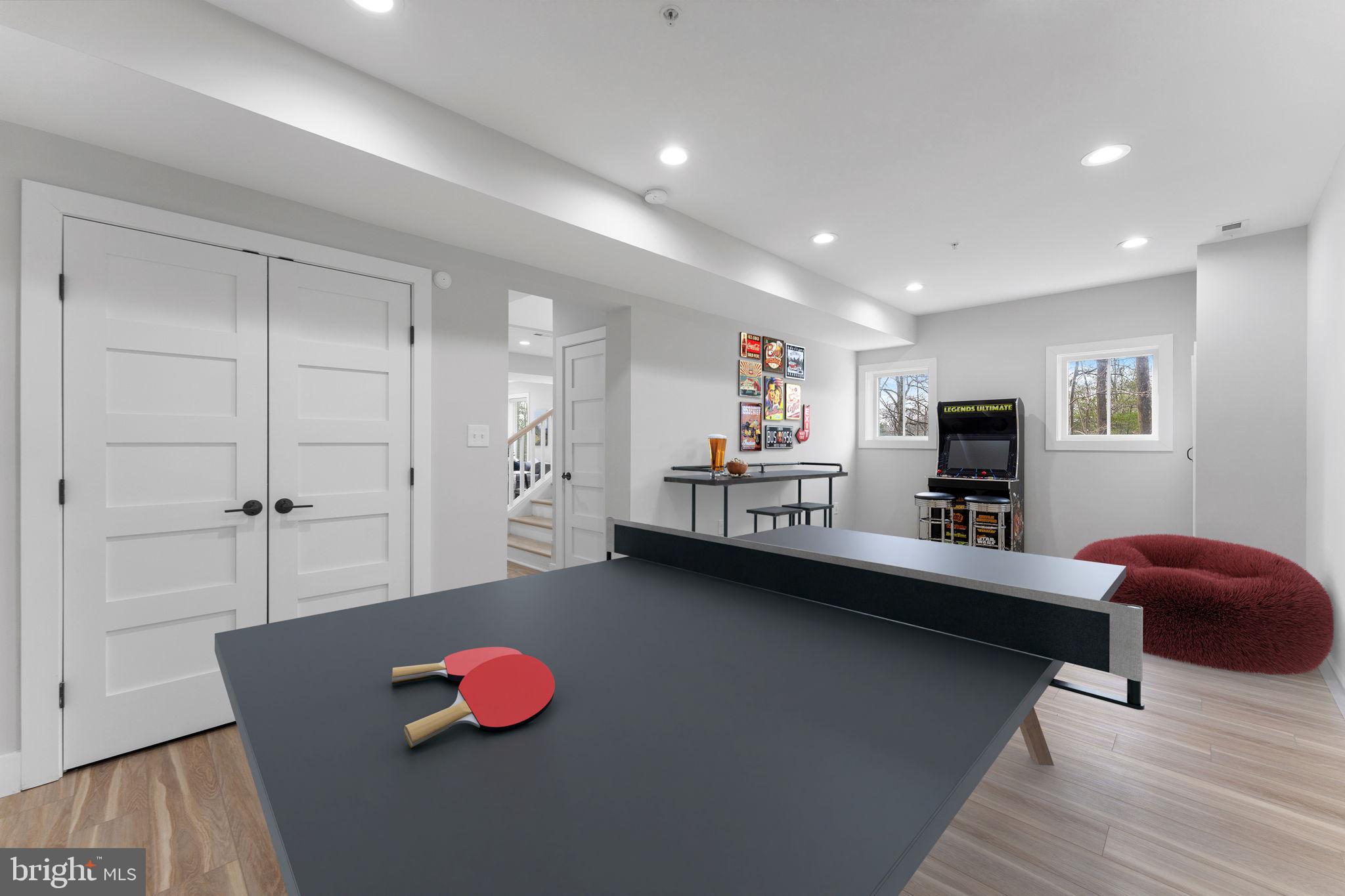 10601 GREENACRES DRIVE