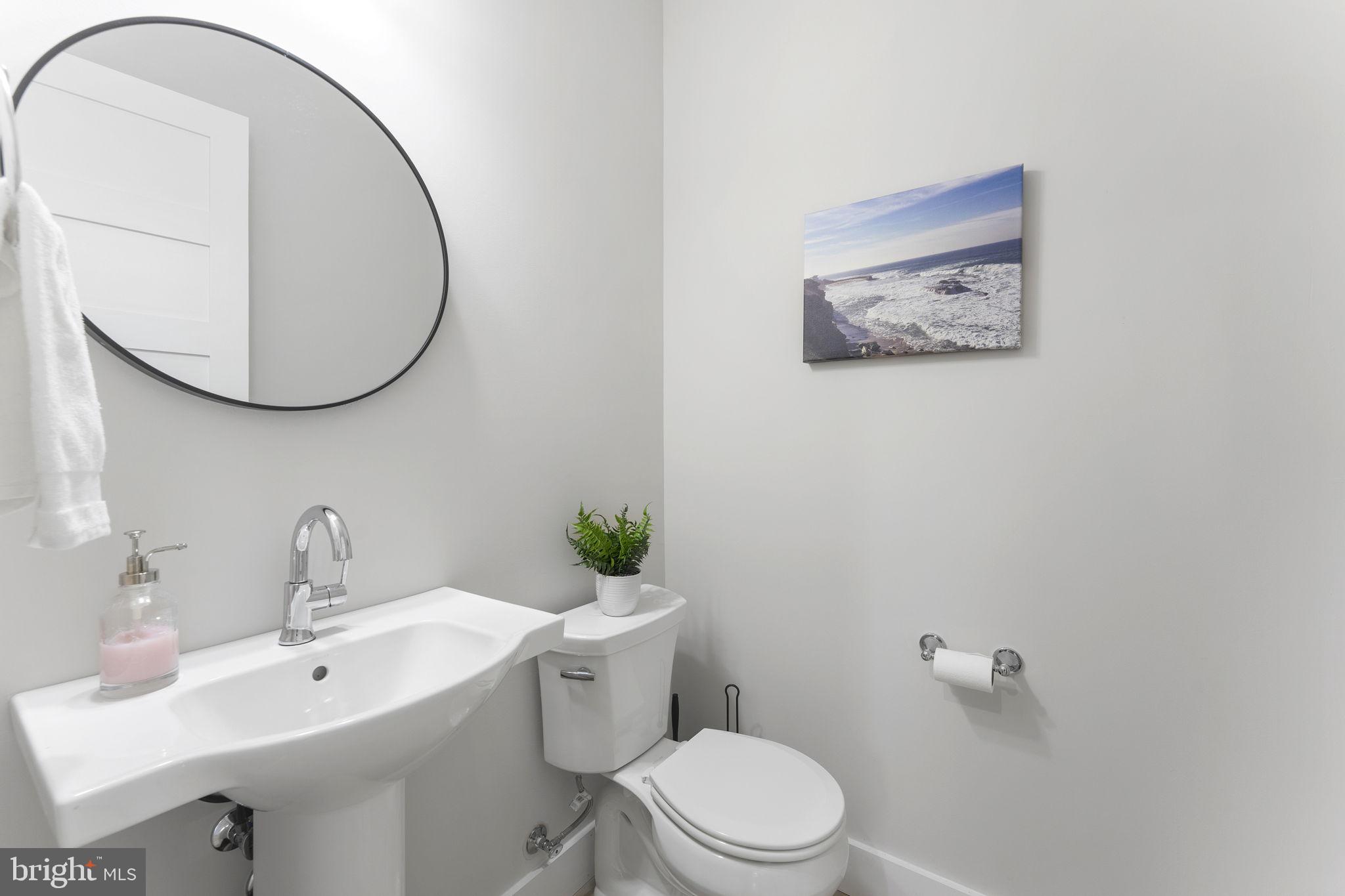 10601 GREENACRES DRIVE