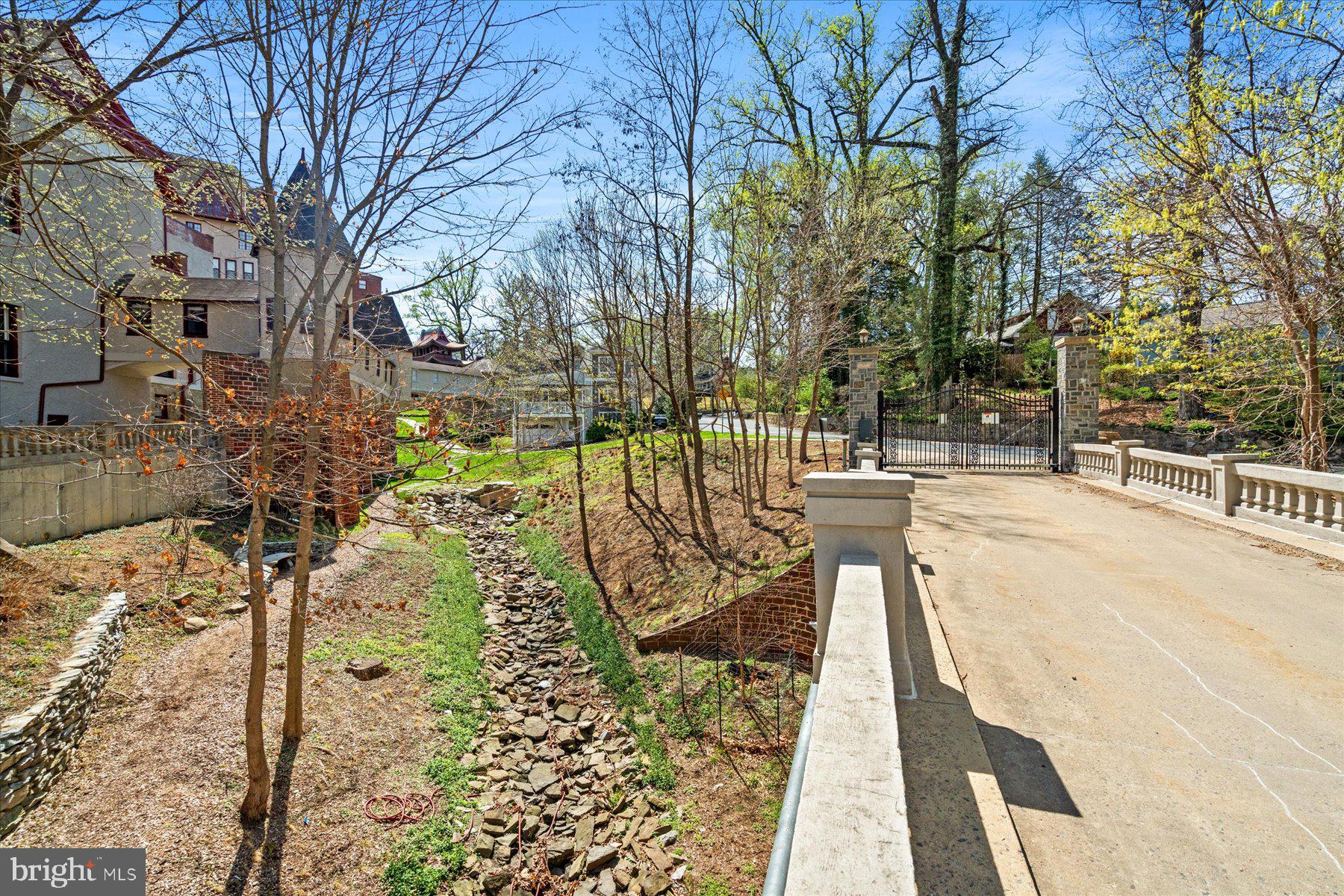 9610 DEWITT DRIVE SH307